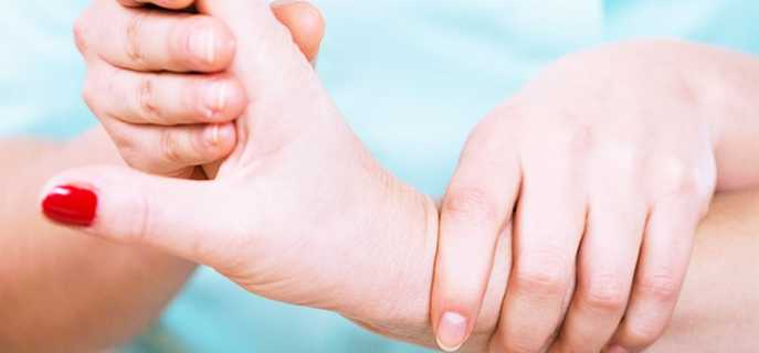 Восстановление руки после инсульта