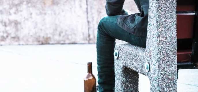 Симптомы, причины и последствия белой горячки