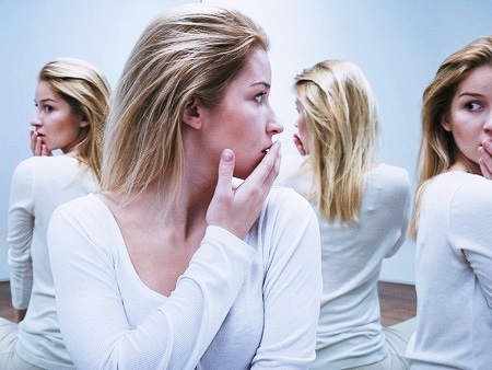 Беловолосая