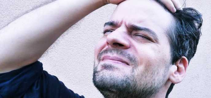 Отчего появляется стреляющая боль в голове