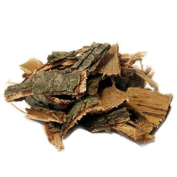 Положительные свойства коры дуба при лечении потливсти