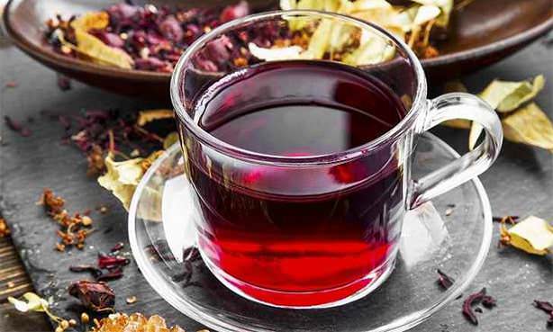 Чай Каркаде в чашке