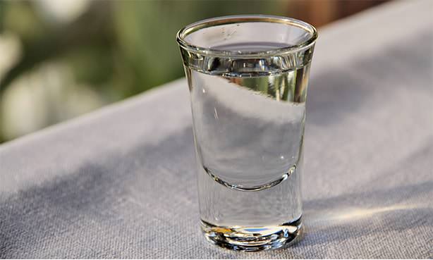 Водка, стопка