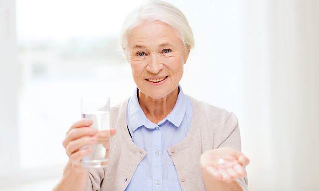 Прием таблетки