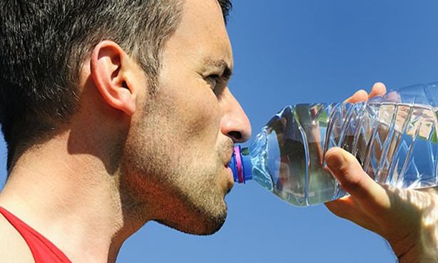 При занятиях споротом, важен питьевой режим